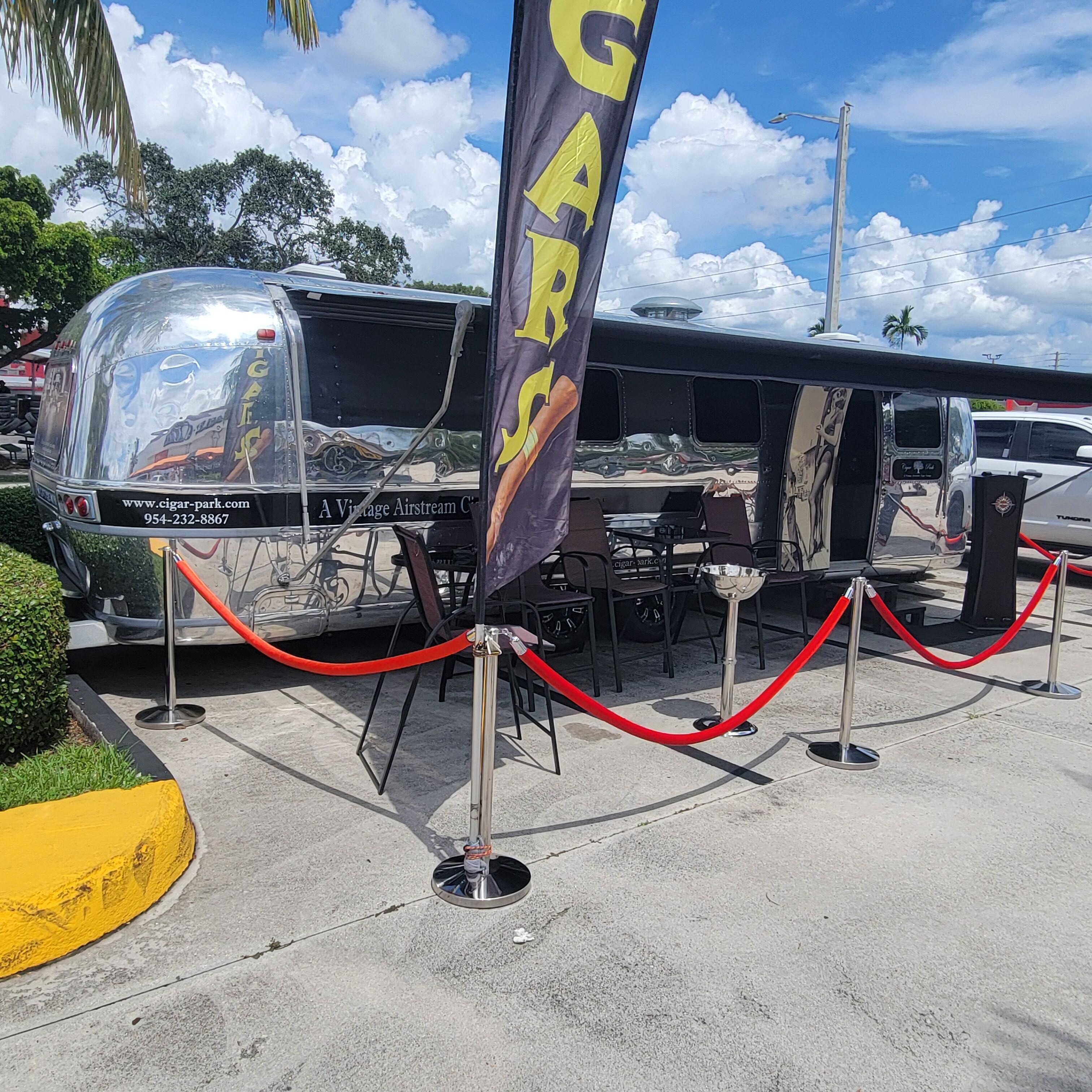 Mobile Cigar Bar