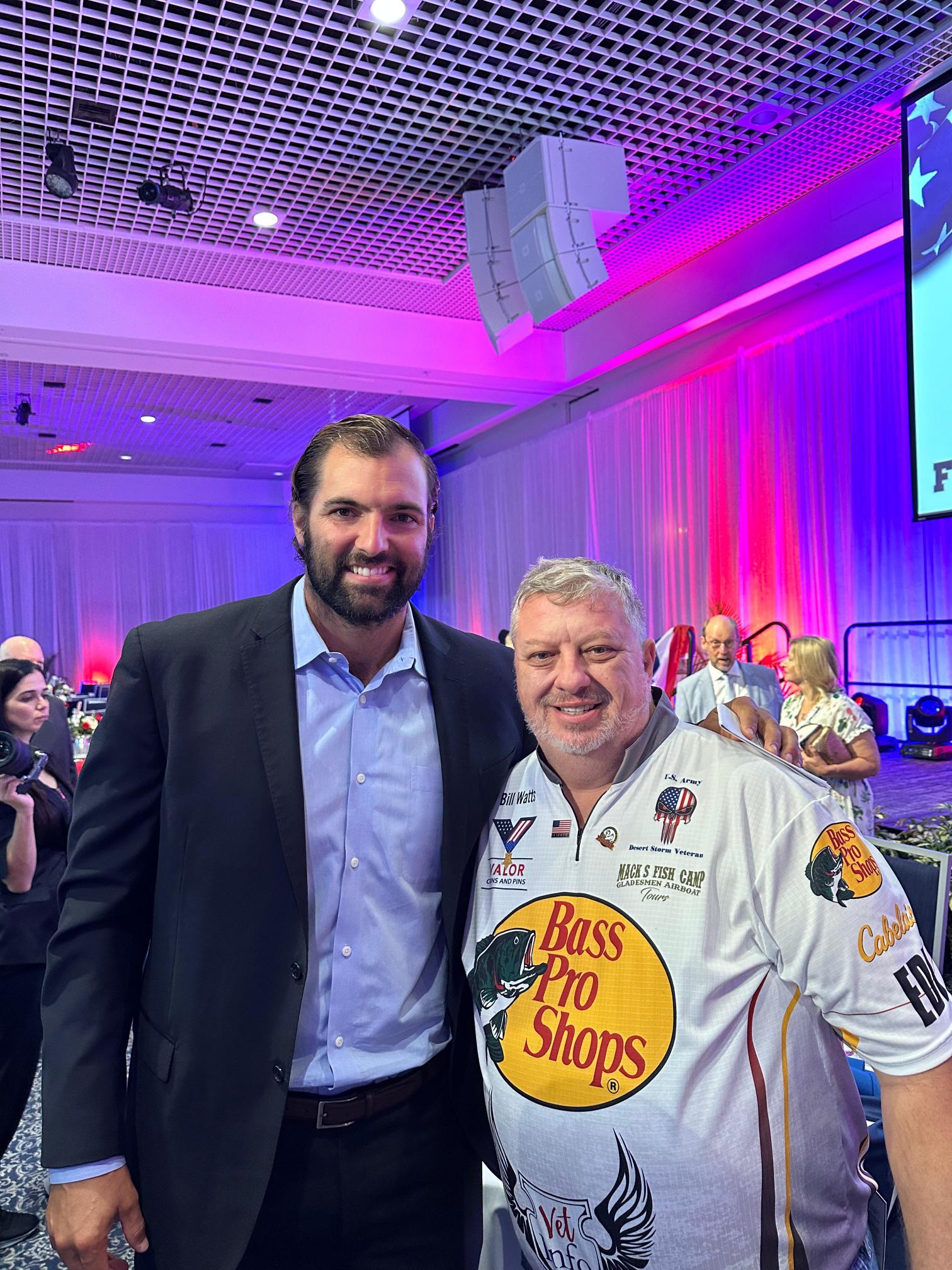 Bill meets Alejandro Villanueva